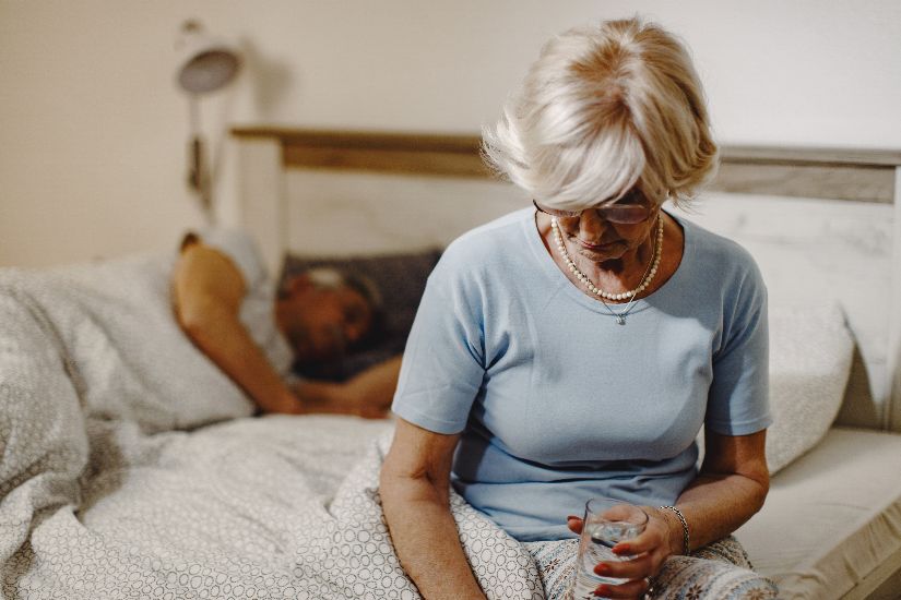 Infección de orina en ancianos: síntomas, causas y tratamiento